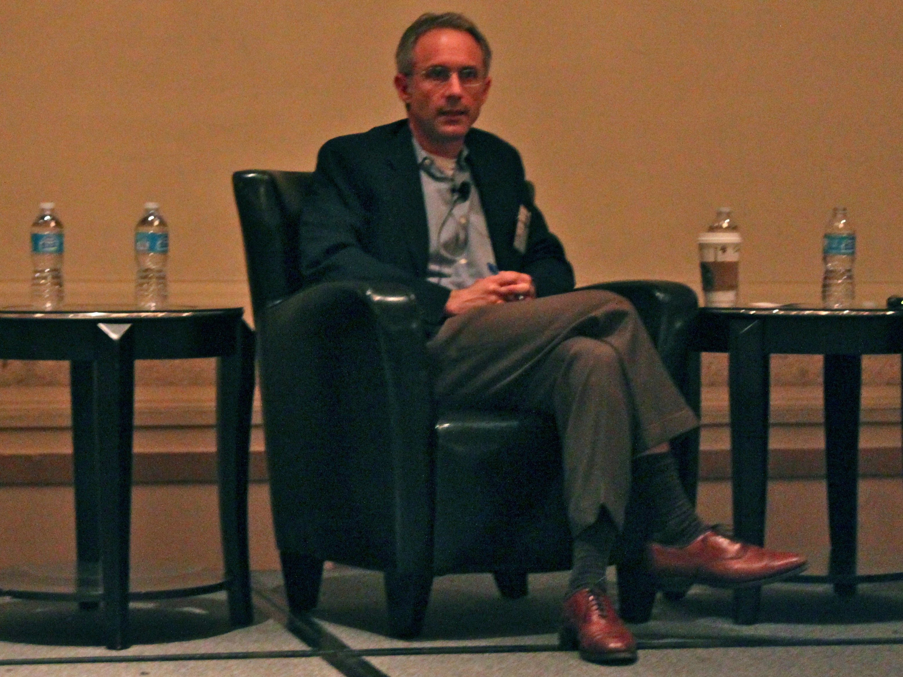 Here’s The Advice LinkedIn’s CFO Gave Jeff Weiner On The First Day They Met (LNKD)