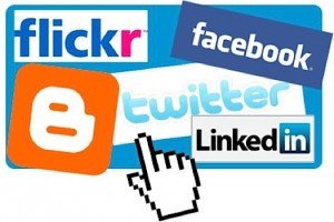 social networking for seo 300x200 How to attract readers to your blog and make them stay