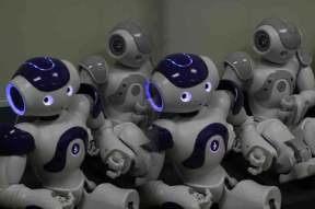 Study: Dumb Robots Cause Students To Learn More Quickly