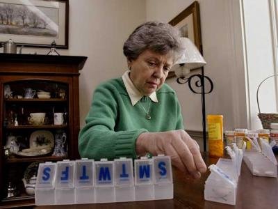 elderly medicine prescription drugs health care