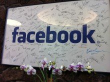 facebook2 220x164 Last week in Asia: Alibabas Android drama, Facebook overtakes Mixi, JP Morgan makes Lazada investment